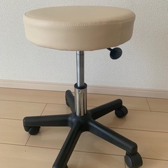 【譲り先決まりました】回転イス差し上げます！の画像