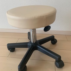 【譲り先決まりました】回転イス差し上げます！