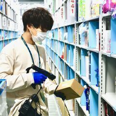 【自由シフトで週1日から働けます♪】鳥栖amazon倉庫での仕分け作業スタッフの画像