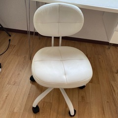 デスク　椅子　の画像