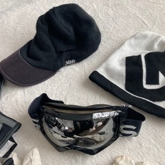 BURTON バートン スノボ用品 ゴーグル ニット帽 グローブ 5点セットの画像
