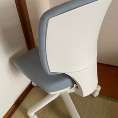 イトーキ　チェアの画像
