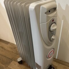 オイルヒーター(キャスター付)　サイズ約幅36x奥行16x高36...