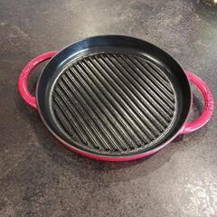 ストウブ 丸型グリルパン 26cmチェリー(箱無し)