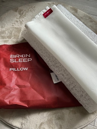 高級枕　ブレインスリープピロー　Brain sleep pillow