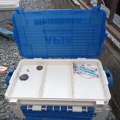 釣りの道具箱の画像