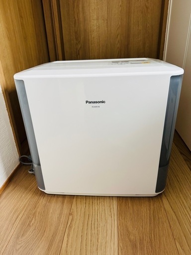 Panasonic 気化式加湿器　 FE-KFE10 2016年製