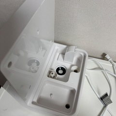 ゼンケン　白 置き型加湿器 タッチパネル式の画像