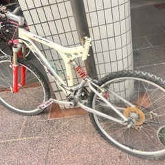 マウンテンバイク
