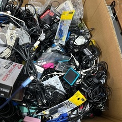ゲーム機　ケーブル類　大量の画像