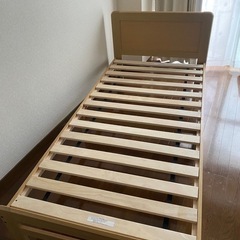 ベッドフレーム