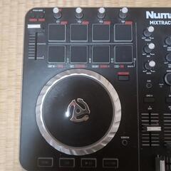Numark Mixtrack Pro II

の画像