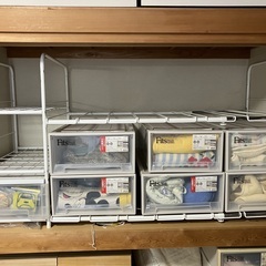 押し入れラック　伸縮式　引き出し付き