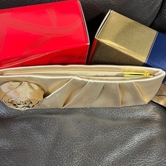 【新品未使用】ESTEE LAUDER クラッチバッグ　2つセットの画像