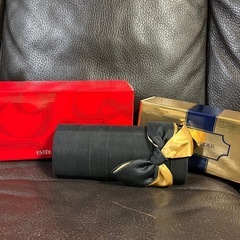 【新品未使用】ESTEE LAUDER クラッチバッグ　2つセットの画像