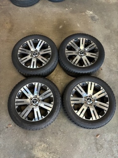 デリカD5純正ホイール　スタッドレスタイヤ付き