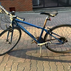 TREK クロスバイク※状態悪いです