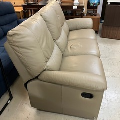☆値下げ☆O2412-813 CALIA ITALIA 3人掛けソファ リクライニング可 汚れ有り ※真ん中はリクライニング不可の画像