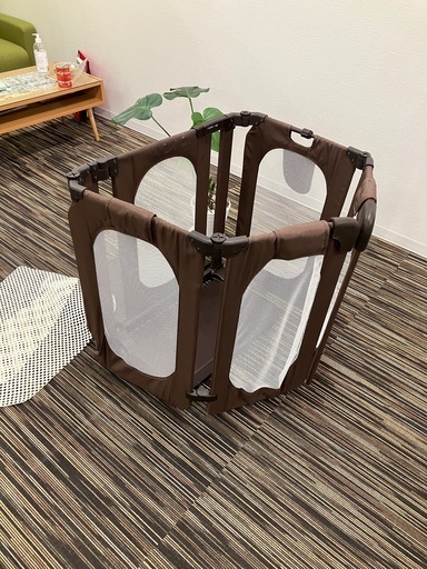 ペットサークル ベビーサークル 現状品 柵 囲い 高さ約72cm 囲い幅最大約76cm 折りたたみ 汚れ有り 動物 子ども