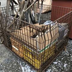 コンテナ、折りコン、パレットなど物流資材買取り致します‼️長野県内全域出張可能👌 − 長野県