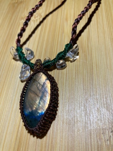 handmadeラブラドライトネックレス