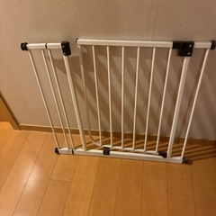 ベビーゲート