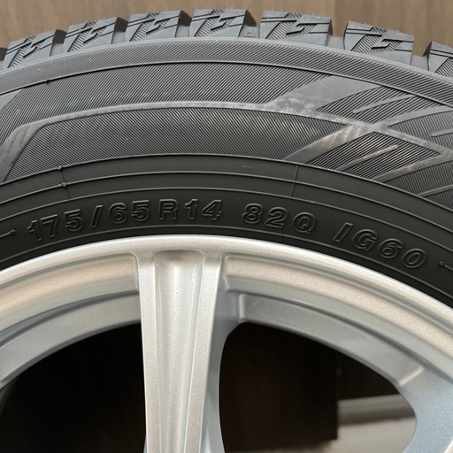 21年製 美品175/65 R14ヨコハマアイスガード IG60 フィット、アクア等　交換対応可能
 