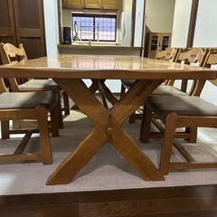 値下げしました！RUSTIC　ダイニングテーブルの画像
