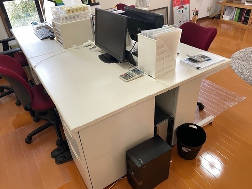 オフィス家具