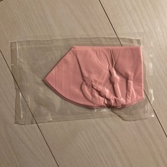 マスク　新品　ピンクと黒　2枚　布マスクの画像