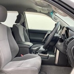 【ローンに不安がある方でもご相談ください🚗✨】トヨタ ランドクルーザープラド 　ＴＸの画像