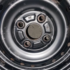 155/80R13スタッドレスタイヤの画像