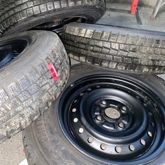 155/80R13スタッドレスタイヤの画像