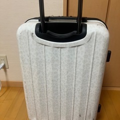スーツケースの画像