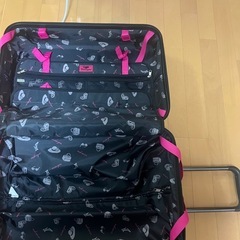 スーツケースの画像