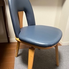 回転式イス(MADE IN THAILAND）