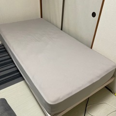 「急募」 脚つきヘッドレスすのこベッド＆マットレス