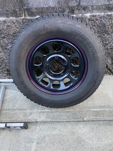 ジムニー　　　スタッドレス　タイヤ