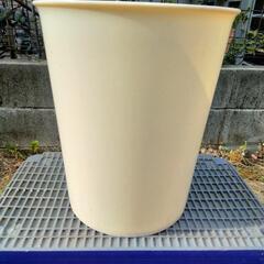 植木鉢　ゴミ箱　ガベージ　ダストBOX　未使用　汚れ有りの画像