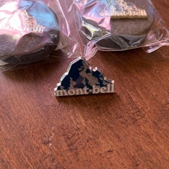 mont-bell   ピンバッジ　 3個セットの画像