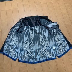 ファイヤーパターンドラゴンシャツの画像