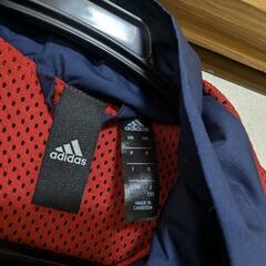 adidasウィンドブレーカー150cmの画像