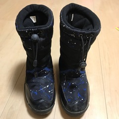 スノーブーツ　男児 22cm