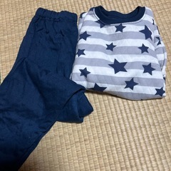 新品パジャマ120