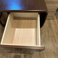 バタフライダイニングテーブル5点セットの画像