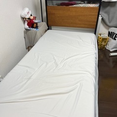 シングルベッド