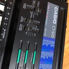 電子キーボード　CASIO CT-625 カシオの画像