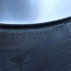 スタッドレス４本
プリウス30に取付てました。の画像