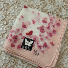 ⭐︎お譲り決定⭐︎【新品】ハナエモリのハンカチ