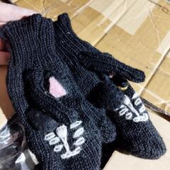 倉庫長期保管品　1箱500円　※ストール、手袋、靴、洋服の画像
